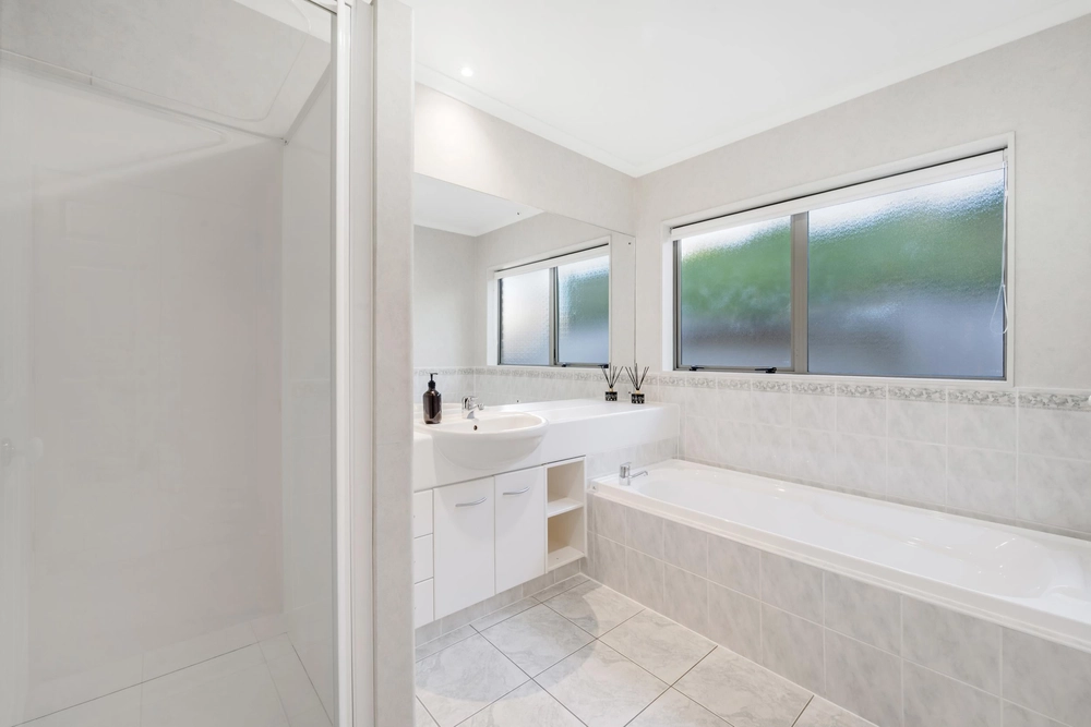 Photos of 218 Kilkenny Drive