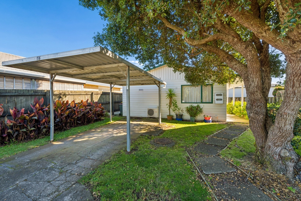 Photos of 11 Sullivan Avenue