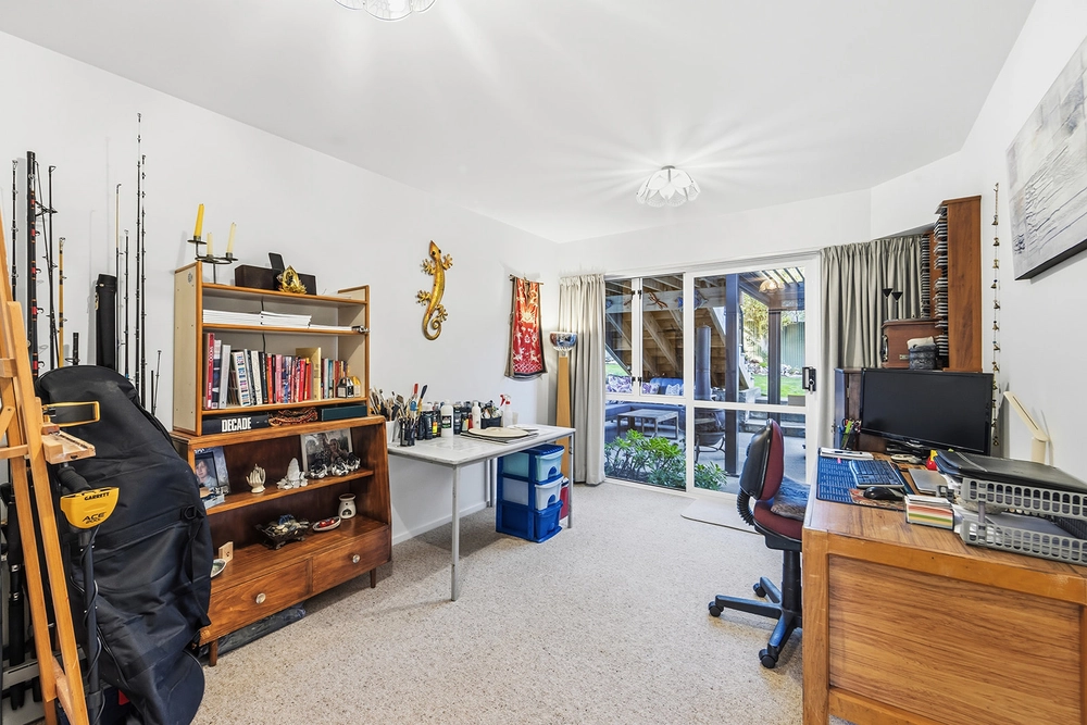 Photos of 30 Te Ara Crescent
