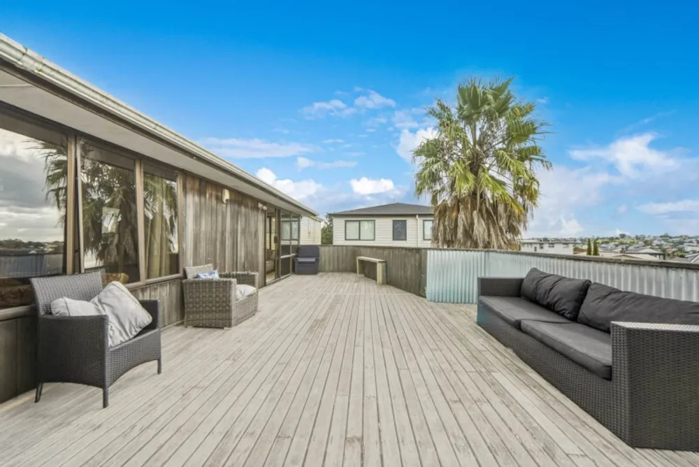 Photos of 7 Widmore Drive