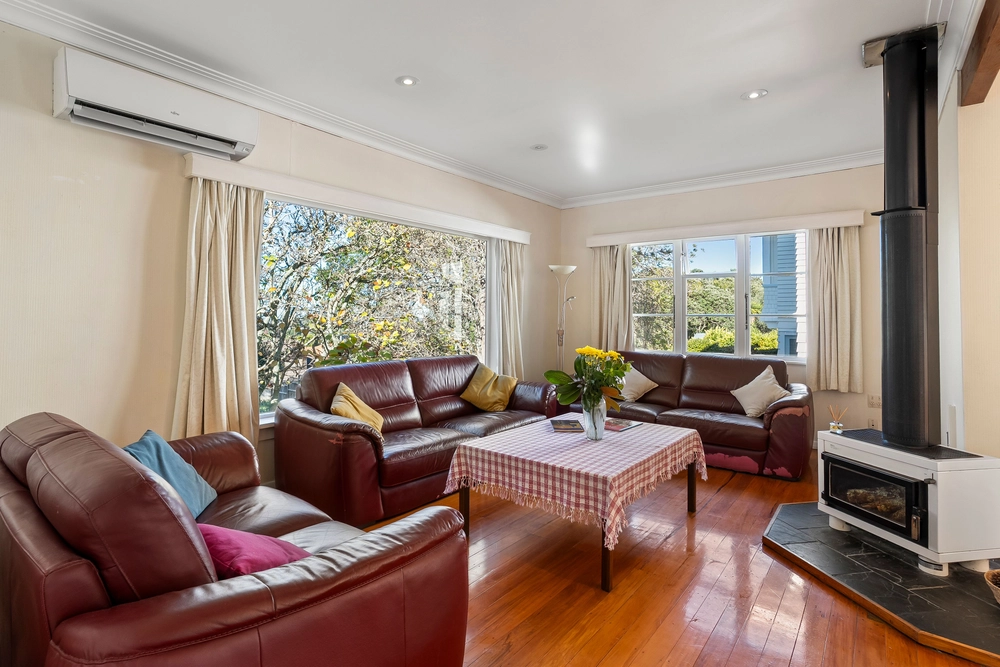 Photos of 40 Raurenga Avenue