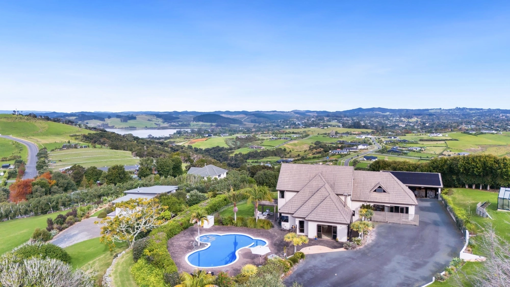 Photos of 4 Waitete Heights Lane
