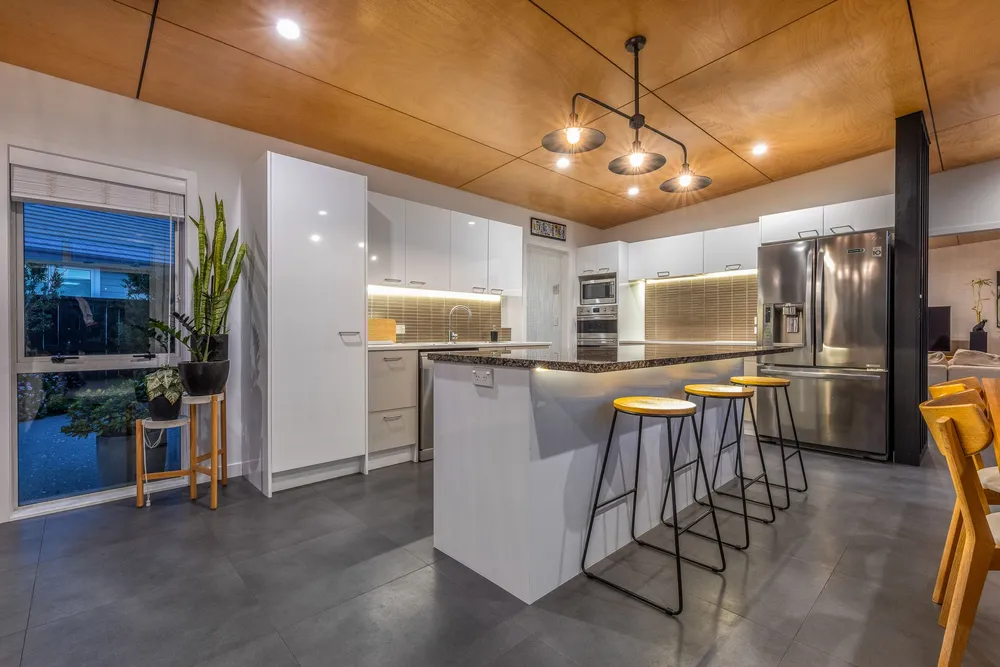 Photos of 39 Waipunahau Road