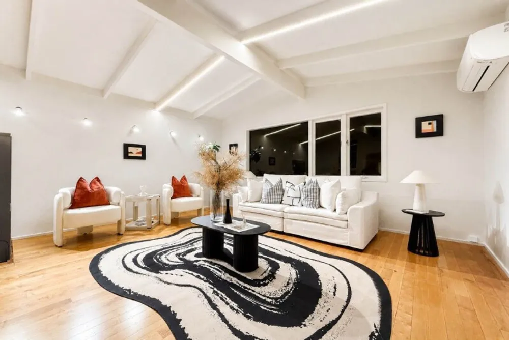 Photos of 274 Beach Road