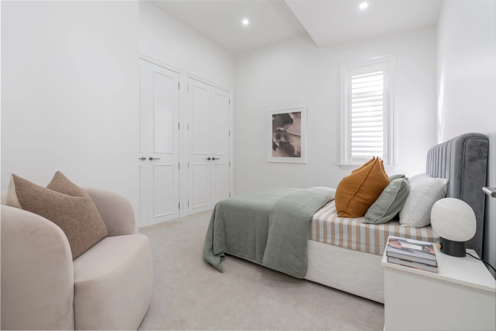 Photos of 122 Crummer Road