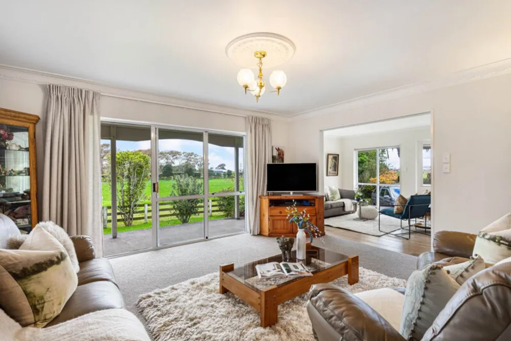 Photos of 149 Karaka North Road