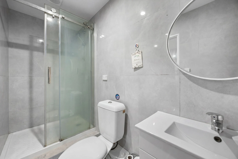 Photos of 75 Penrose Road