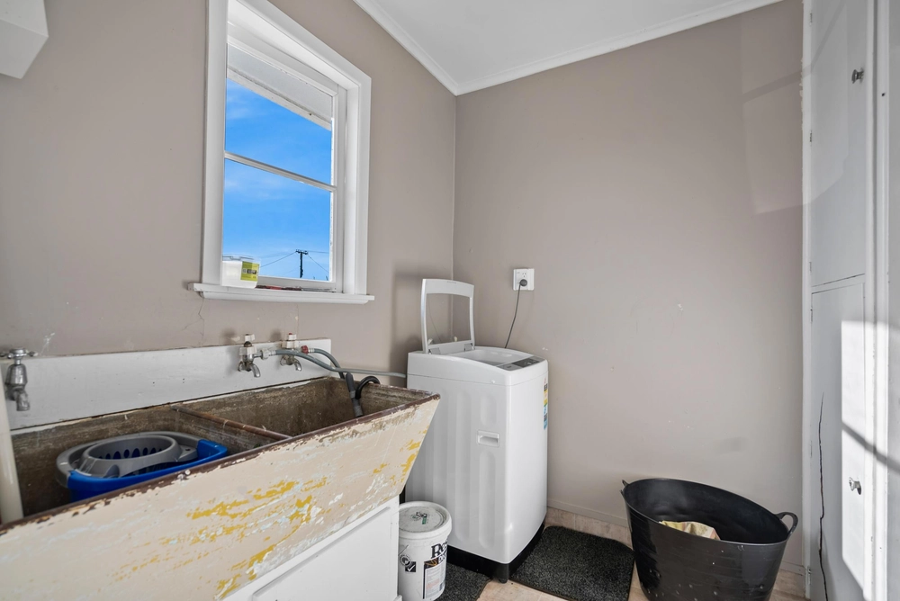 Photos of 16 Ruawai Wharf Road