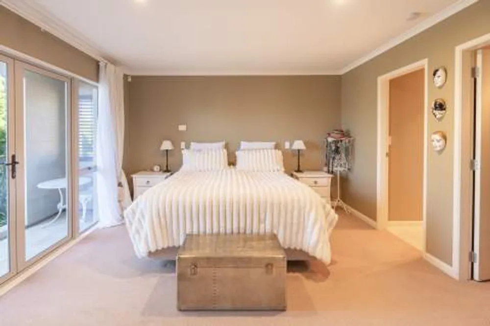 Photos of 114 Palm Beach Boulevard