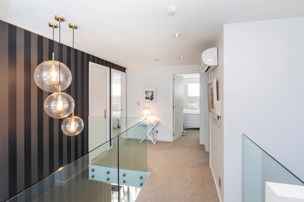 Photos of 80 Winchester Street