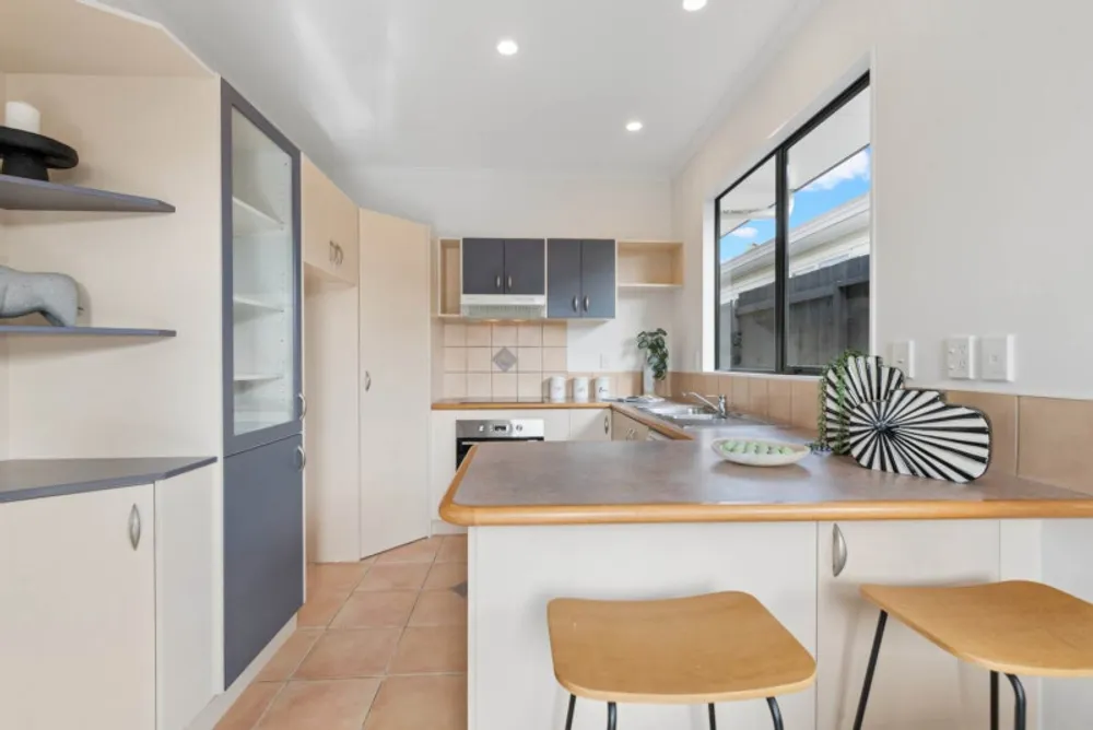 Photos of 65A Wellington Street