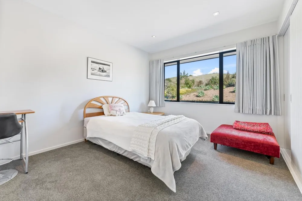 Photos of 246 Blackbridge Road