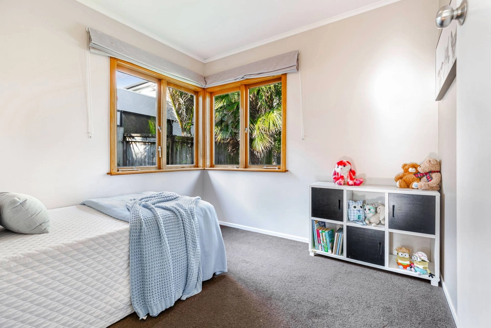 Photos of 16 gloria avenue te