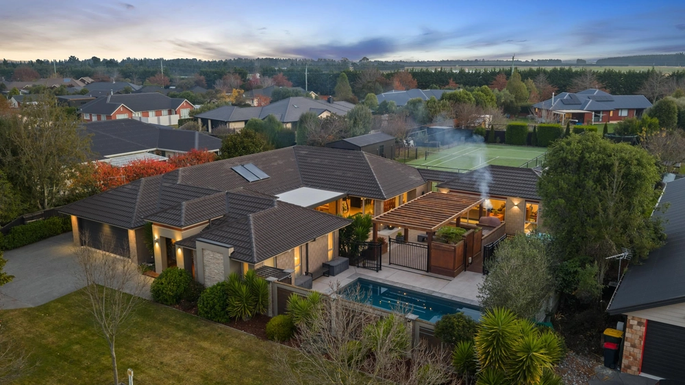 Photos of 41 Sheridan Drive