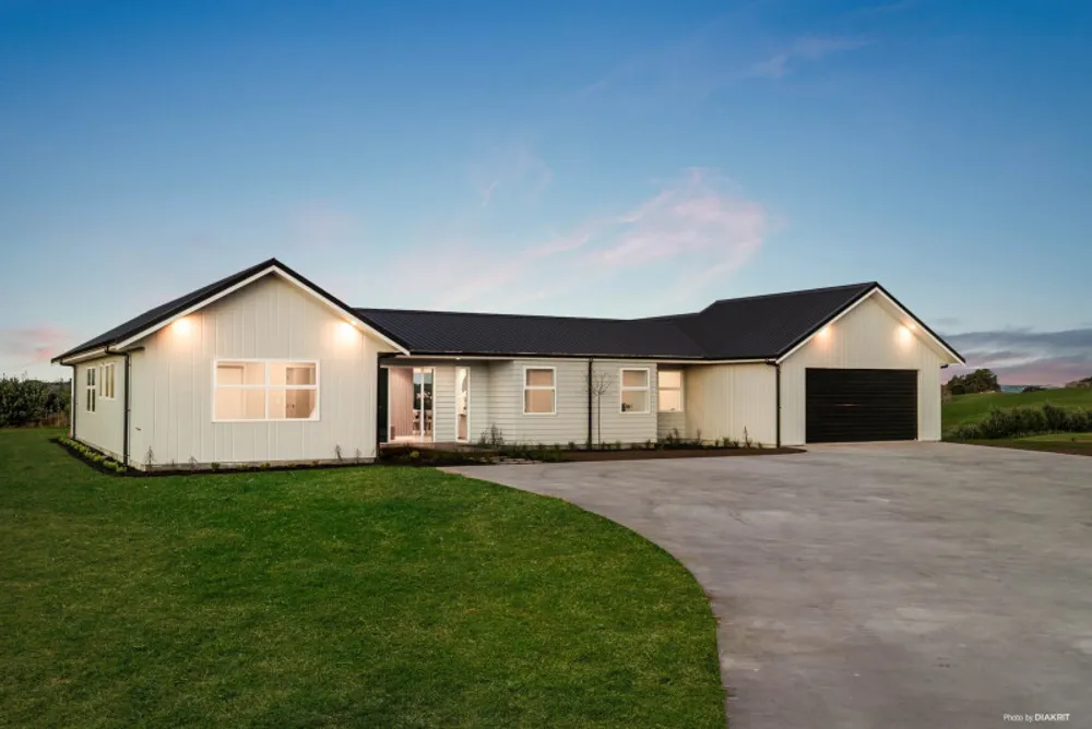 Photos of 257C Karioitahi Road