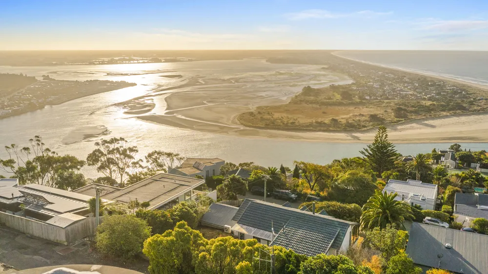 Photos of 33 Tuawera Terrace