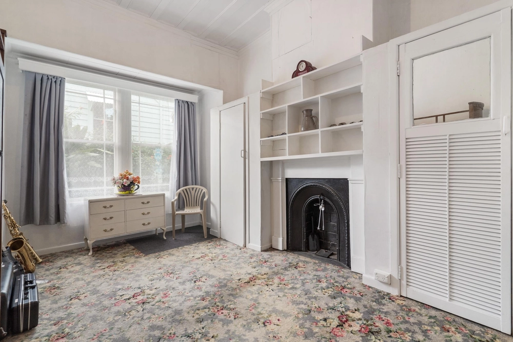 Photos of 11 Stratford Street