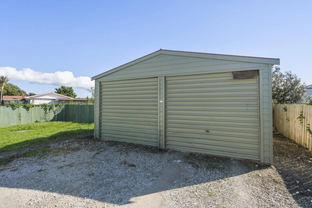 Photos of 16 Ruawai Wharf Road