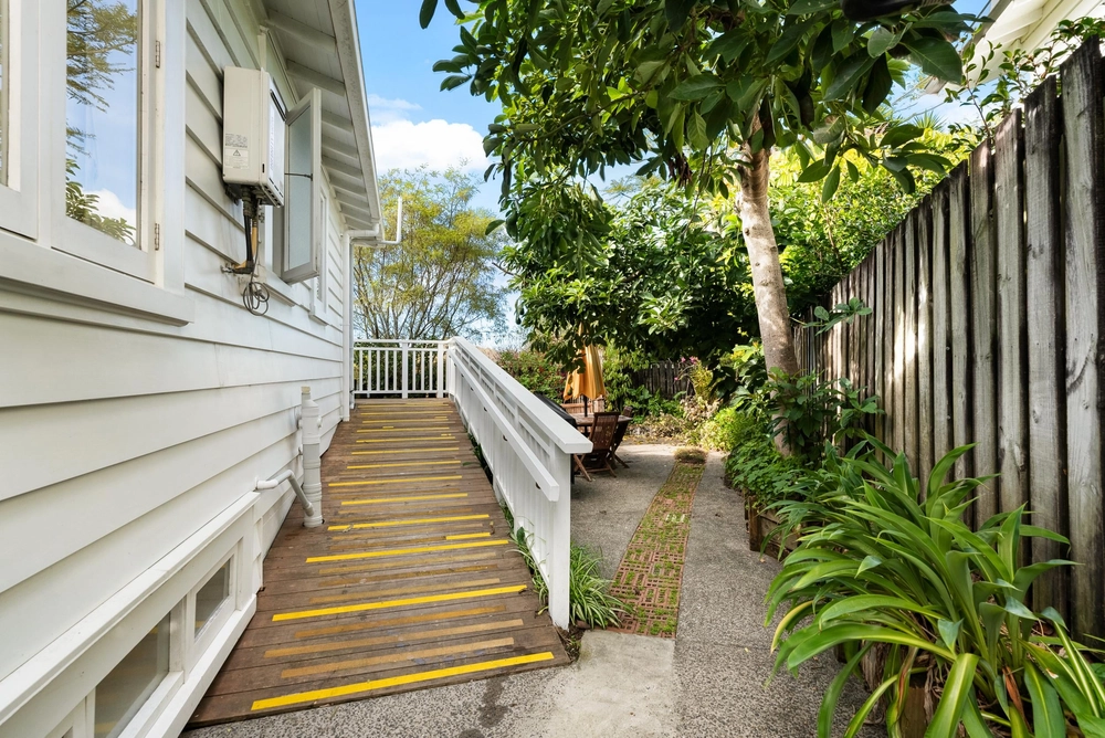 Photos of 61 Malvern Road