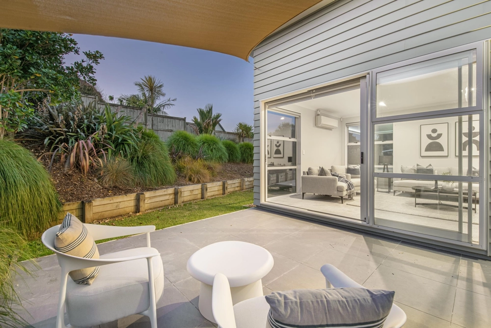 Photos of 26 Kukuwai Avenue
