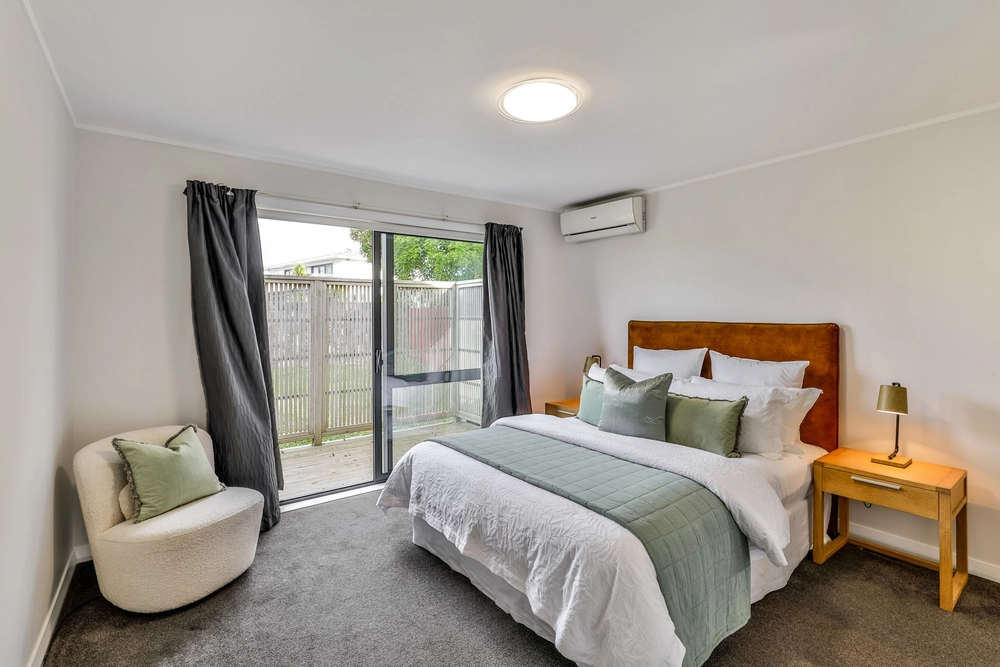 Photos of 88 Tiroroa Avenue