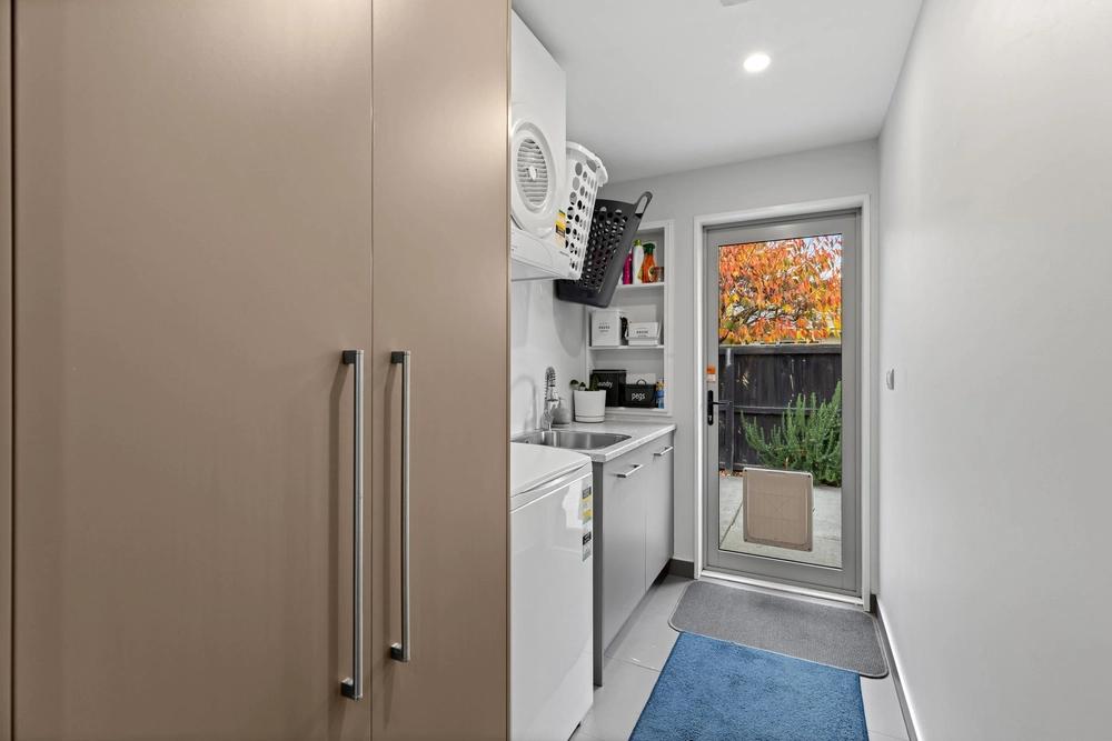 Photos of 41 Sheridan Drive