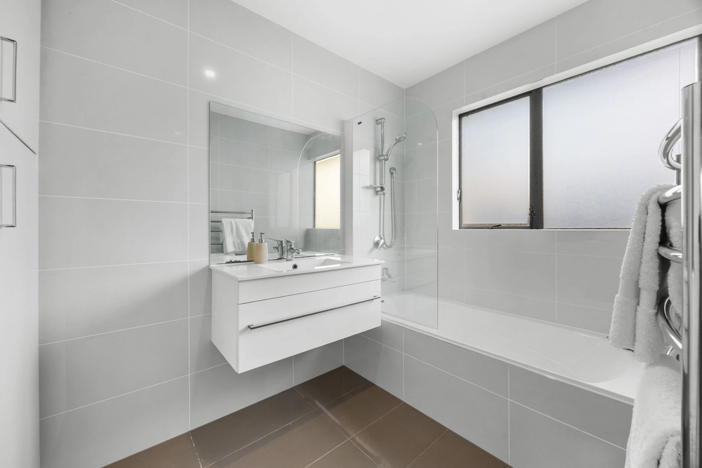 Photos of 2/14 Longford Street
