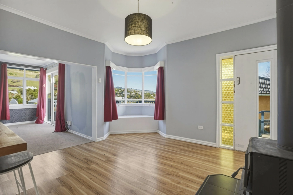 Photos of 7 Dickson Street