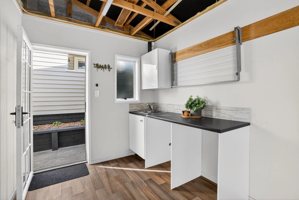 Photos of 9 Woodhouse Road