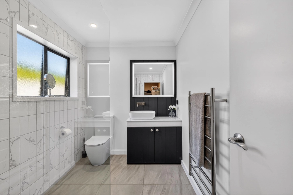 Photos of 18 Milbrook Place