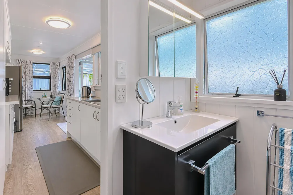 Photos of 10 Tatahi Street