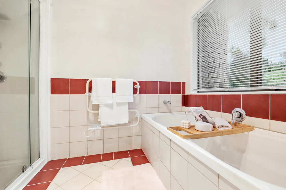 Photos of 94 Sowerby Heights