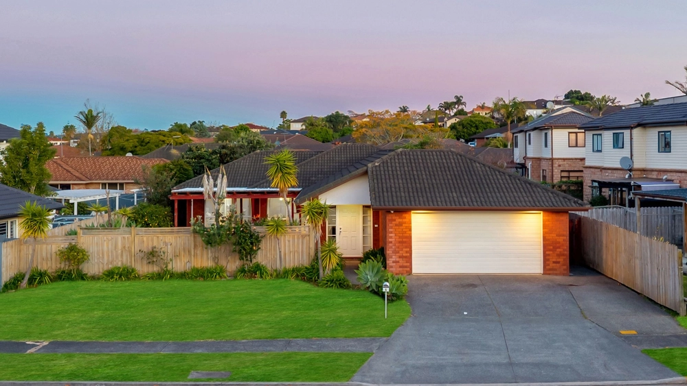 Photos of 4 Derg Place
