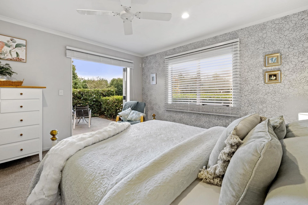 Photos of 46 Glen Ida Way