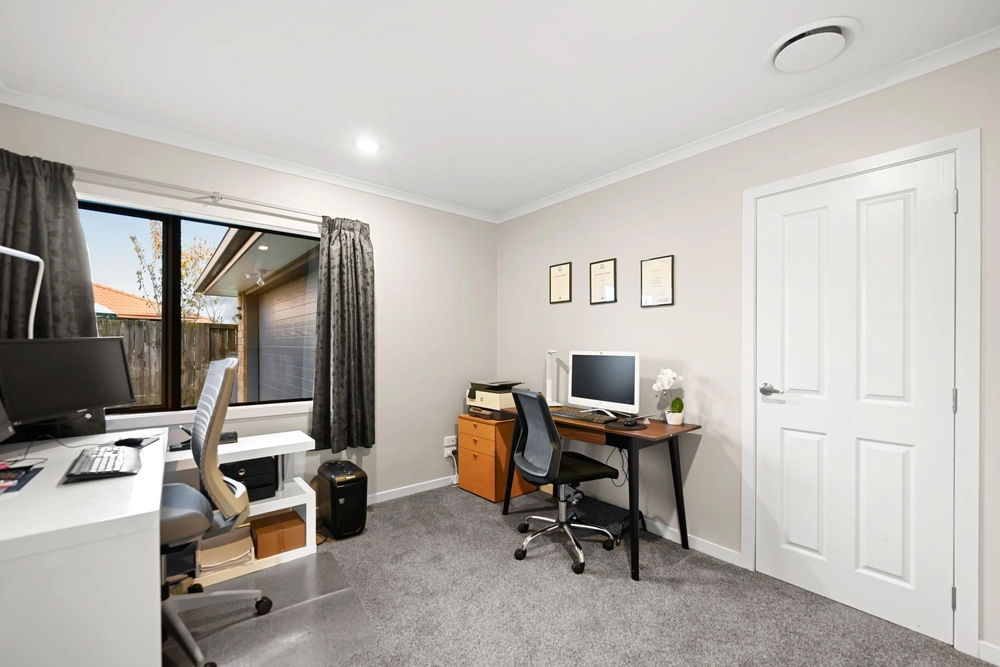 Photos of 8 Jarvis Court