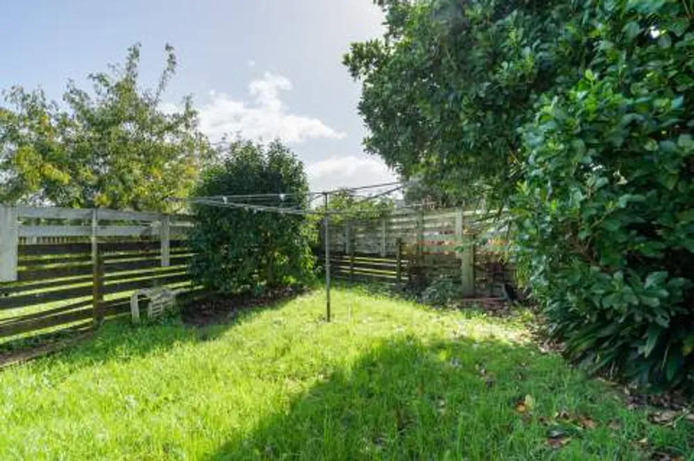 Photos of 21 Jonathon Street