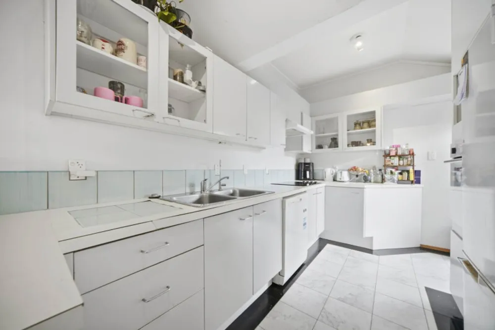 Photos of 7 Widmore Drive