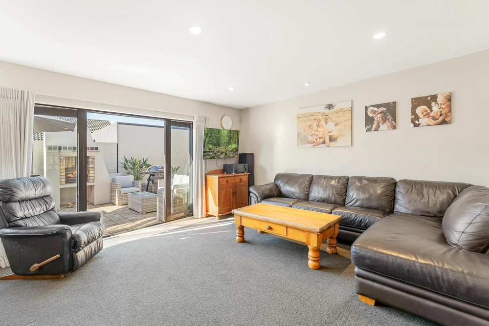 Photos of 51B Orkney Road