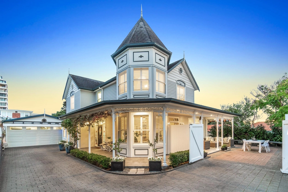 Photos of 43B Stanley Point Road