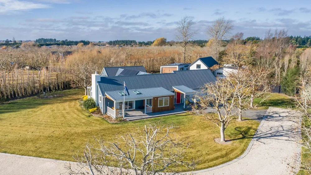 Photos of 134 Cullen Avenue