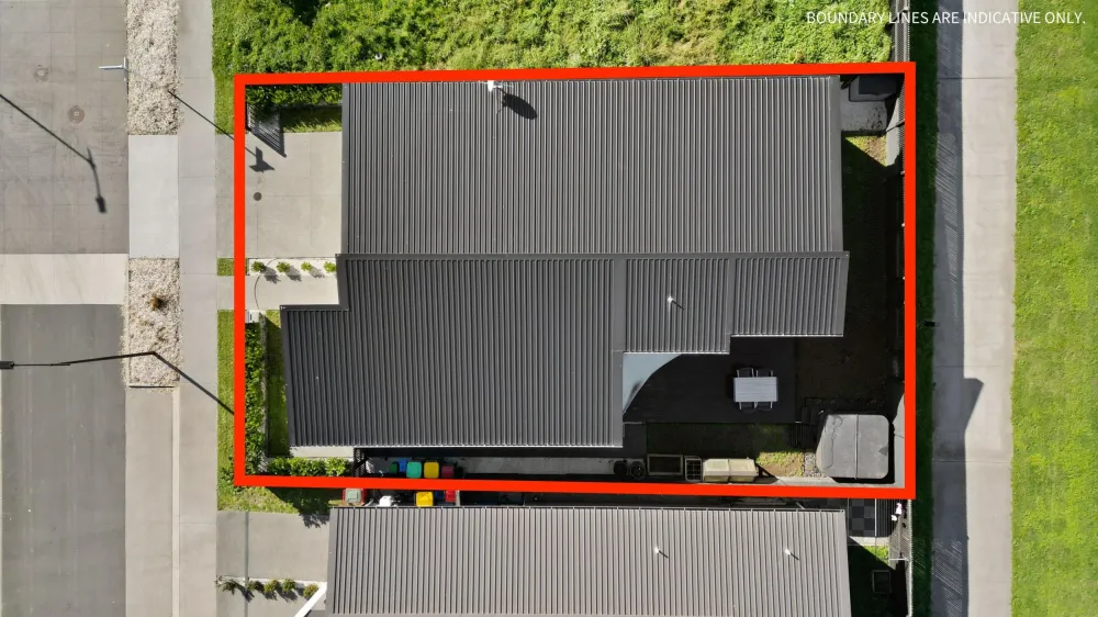 Photos of 9 Earp Crescent