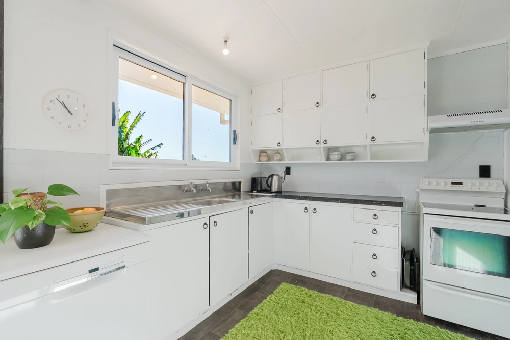 Photos of 1524 Te Pahu Road