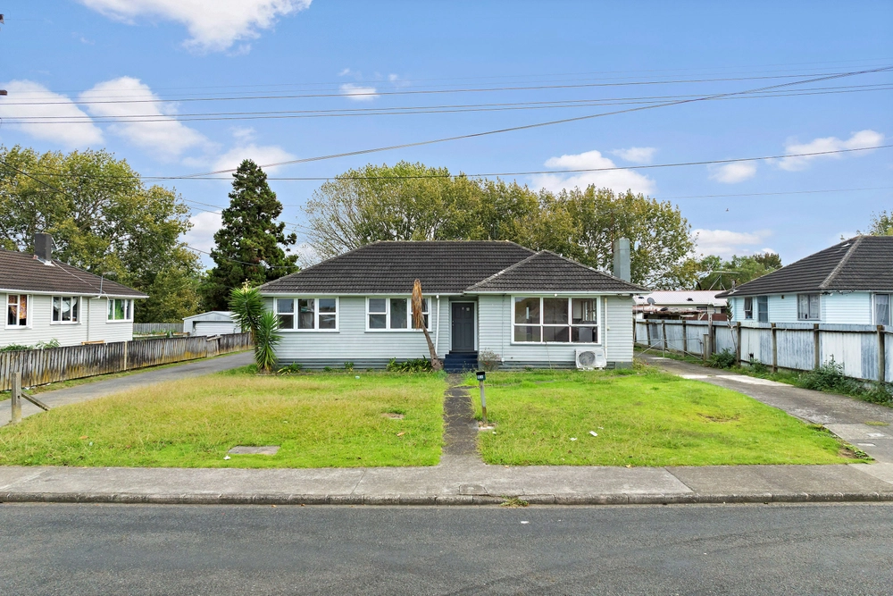 Photos of 64 Hamill Road