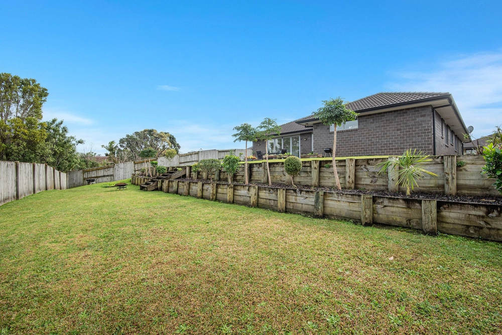 Photos of 18 North Crest Drive