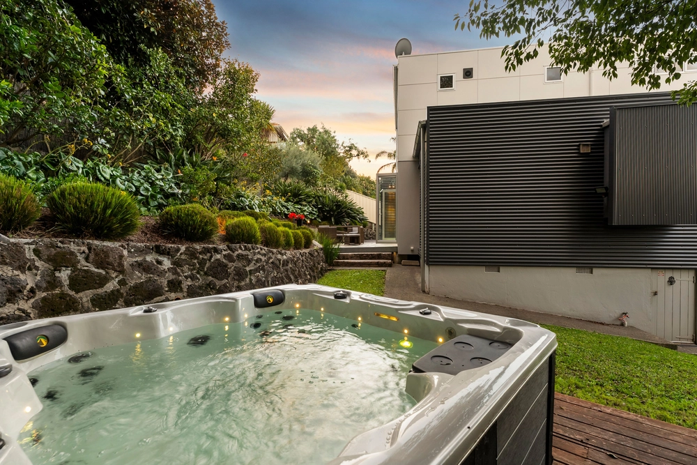 Photos of 93 Tautari Street