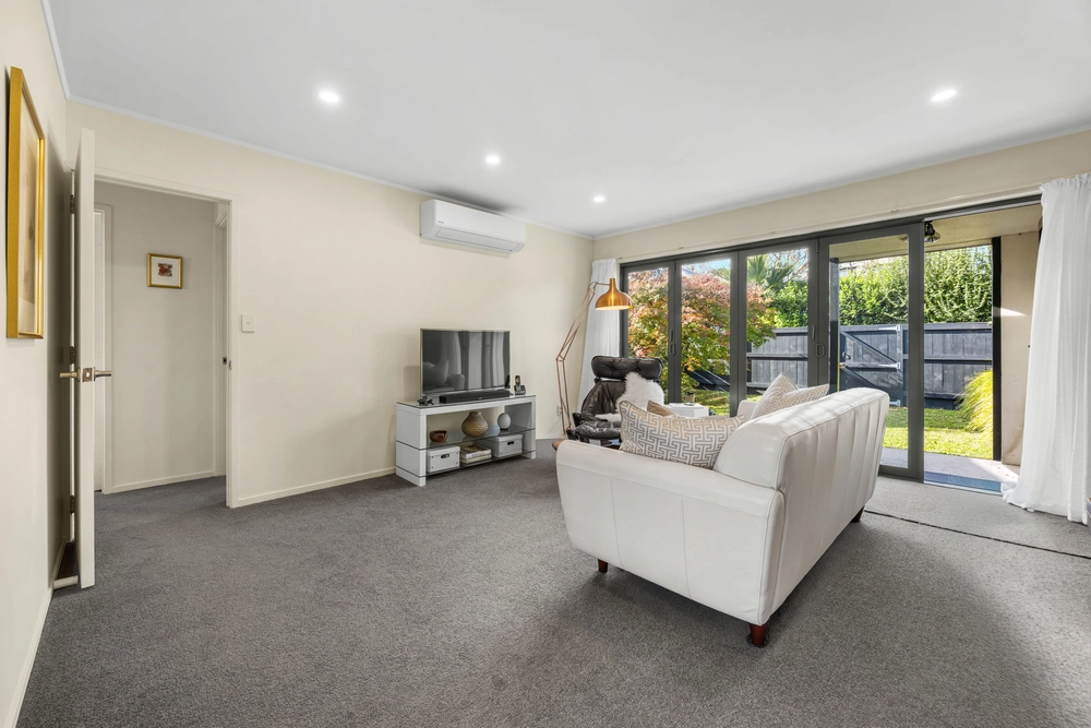 Photos of 2/14 Longford Street