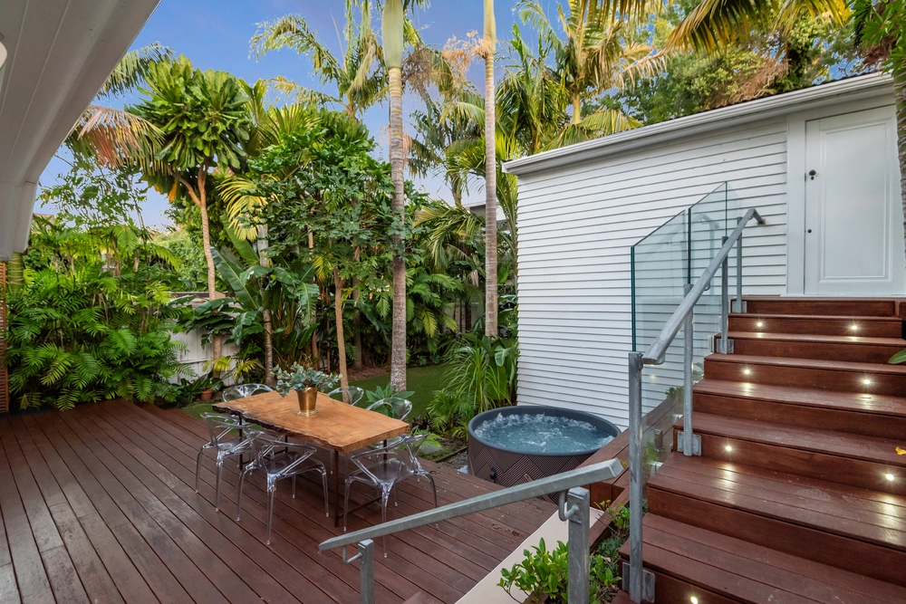 Photos of 30 Sarsfield Street