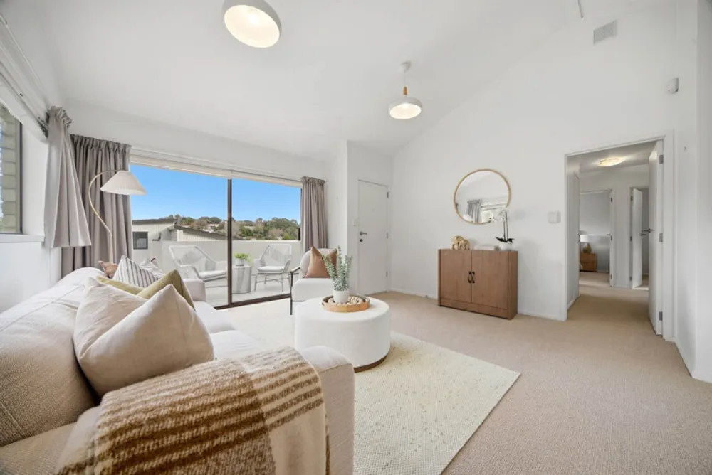 Photos of 2/7 Newstead Avenue
