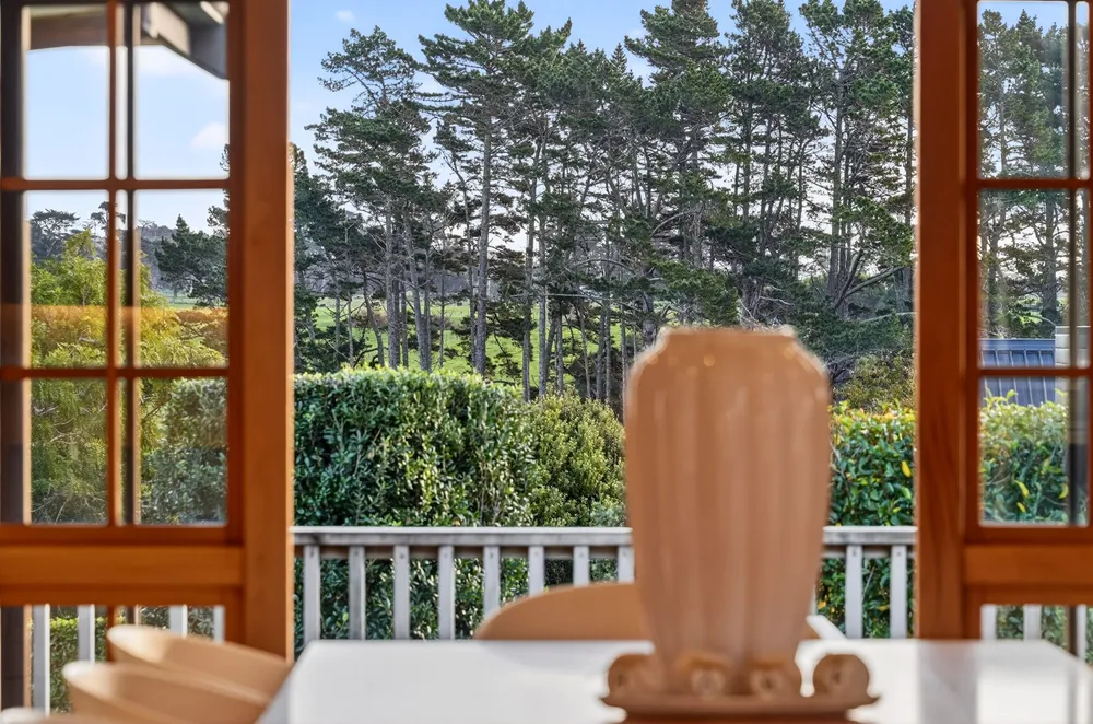 Photos of 136 Mcrobbie Road