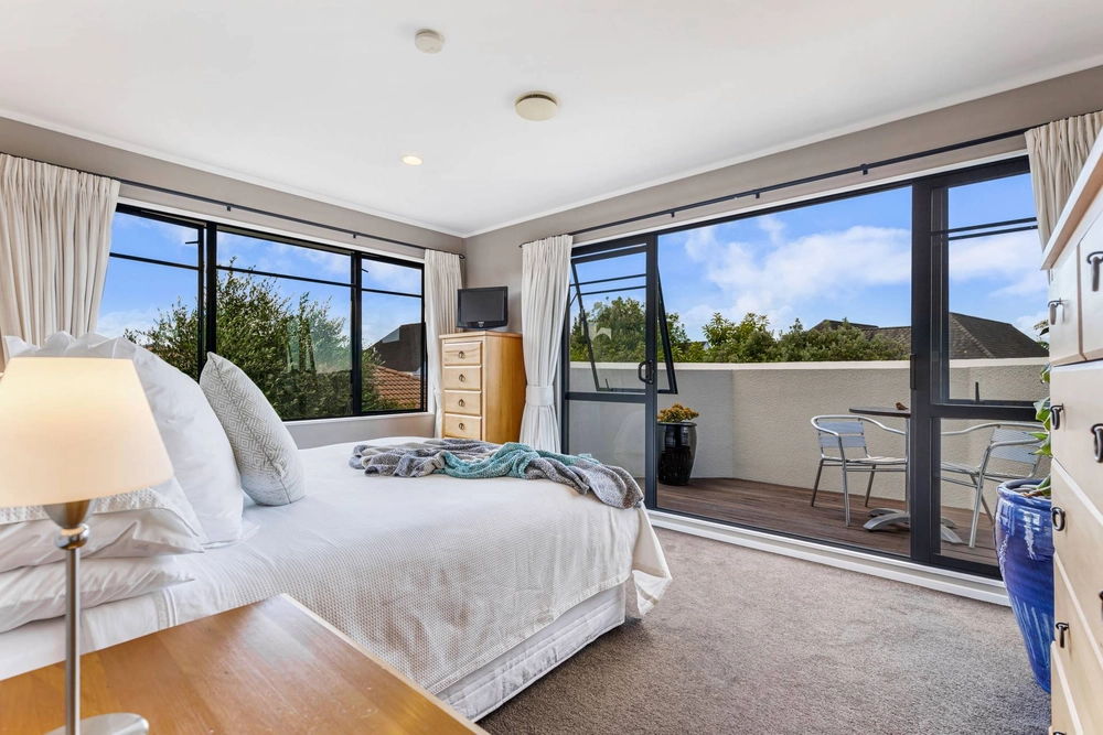Photos of 15 cellarmans street te
